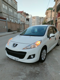 voitures-peugeot-207-2013-new-active-annaba-algerie