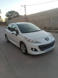 voitures-peugeot-207-2012-sportium-sidi-bel-abbes-algerie