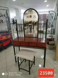 Coiffeuse en fer forgé 