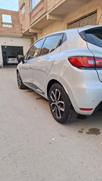 voitures-renault-clio-4-2019-limited-biskra-algerie