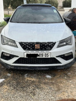 moyenne-berline-seat-leon-2019-cupra-batna-algerie