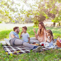 tapis-moquettes-grande-de-pique-nique-douce-et-impermeable-pour-les-concerts-familiaux-camping-plage-dar-el-beida-alger-algerie