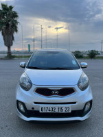 voitures-kia-picanto-2015-pop-annaba-algerie