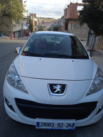 voitures-peugeot-207-2012-guelma-algerie