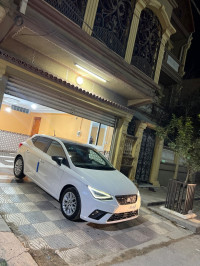 voitures-seat-ibiza-2018-high-khenchela-algerie