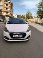 voitures-peugeot-208-2015-access-facelift-ain-bessem-bouira-algerie