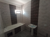 appartement-location-f3-alger-ain-benian-algerie