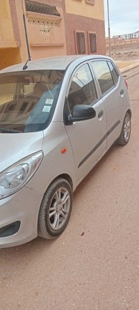 سيارات-hyundai-i10-2012-البيض-الجزائر