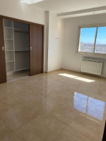 appartement-vente-f4-alger-said-hamdine-algerie