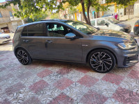 voitures-volkswagen-golf-7-2017-setif-algerie