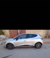 voitures-renault-clio-4-2019-limited-mostaganem-algerie