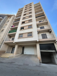 appartement-vente-f3-alger-hydra-algerie