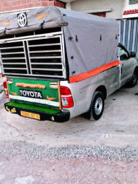 utilitaire-toyota-hilux-2007-ain-abid-constantine-algerie