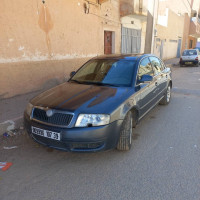 voitures-skoda-superb-2007-el-oued-algerie