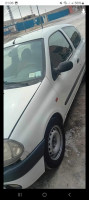 citadine-renault-clio-2-2001-hammam-dhalaa-msila-algerie