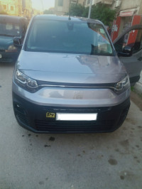 voitures-fiat-doblo-2023-soumaa-blida-algerie