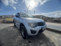 utilitaire-mitsubishi-l200-2015-doube-cabine-evolution-gouraya-tipaza-algerie