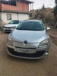 voitures-renault-megane-3-2010-lardjem-tissemsilt-algerie