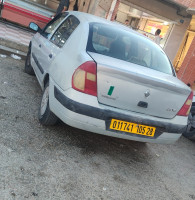 berline-renault-clio-classique-2005-oued-fodda-chlef-algerie