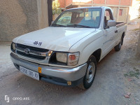 voitures-toyota-hilux-2005-bouira-algerie