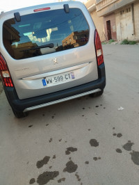 voitures-peugeot-rifter-2022-allure-bensekrane-tlemcen-algerie