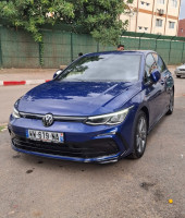 voitures-volkswagen-golf-8-2023-r-line-rouiba-alger-algerie