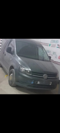 voitures-volkswagen-caddy-2019-fourgon-tlemcen-algerie