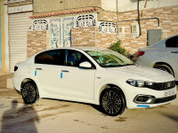 voitures-fiat-tipo-sedan-2023-life-bechar-algerie