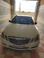 grande-berline-mercedes-classe-e-2011-tiaret-algerie