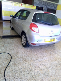 voitures-renault-clio-3-2012-relizane-algerie