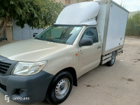 voitures-toyota-hilux-2013-chlef-algerie