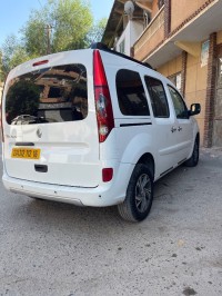 سيارات-renault-kangoo-2012-privilege-plus-الكاليتوس-الجزائر