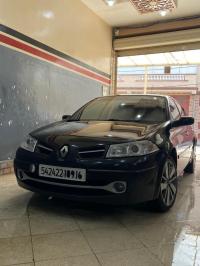 سيارات-renault-megane-2-2009-الكاليتوس-الجزائر