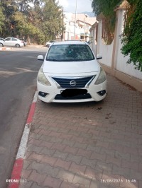 سيارات-nissan-sunny-2017-البليدة-الجزائر