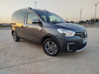 voitures-renault-kangoo-2025-stepway-baraki-alger-algerie