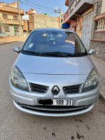 voitures-renault-scenic-2009-bir-el-djir-oran-algerie