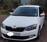 voitures-skoda-fabia-2015-ambition-lakhdaria-bouira-algerie