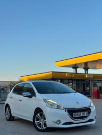 سيارات-peugeot-208-2015-allure-طولقة-بسكرة-الجزائر