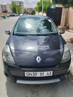 voitures-renault-clio-3-2011-night-and-day-mila-algerie