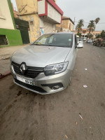 voitures-renault-symbol-2017-djelfa-algerie