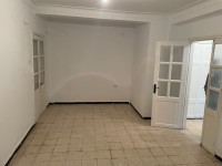 شقة-بيع-3-غرف-باتنة-الجزائر