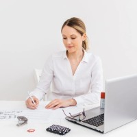 تجاري-و-تسويق-teleoperatrice-المحمدية-الجزائر