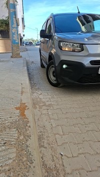 السيارات-النفعية-fiat-doblo-2024-بئر-الجير-وهران-الجزائر