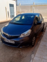 سيارات-toyota-yaris-2013-بسكرة-الجزائر