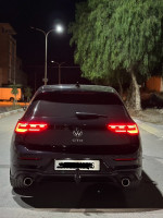 voitures-volkswagen-golf-8-2023-gtd-setif-algerie