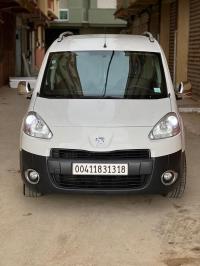 السيارات-النفعية-peugeot-partner-2013-جيجل-الجزائر