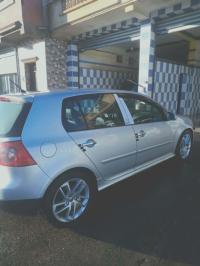 سيارات-volkswagen-golf-5-2005-خراطة-بجاية-الجزائر