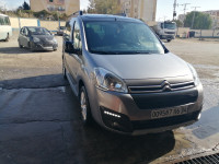 voitures-citroen-berlingo-multispace-2016-medjana-bordj-bou-arreridj-algerie