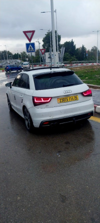 voitures-audi-a1-2014-s-line-constantine-algerie