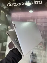 Lenovo ideaPad 3 i3-1005G1 CPU 8Gb/512Gb SSD  Bon état 